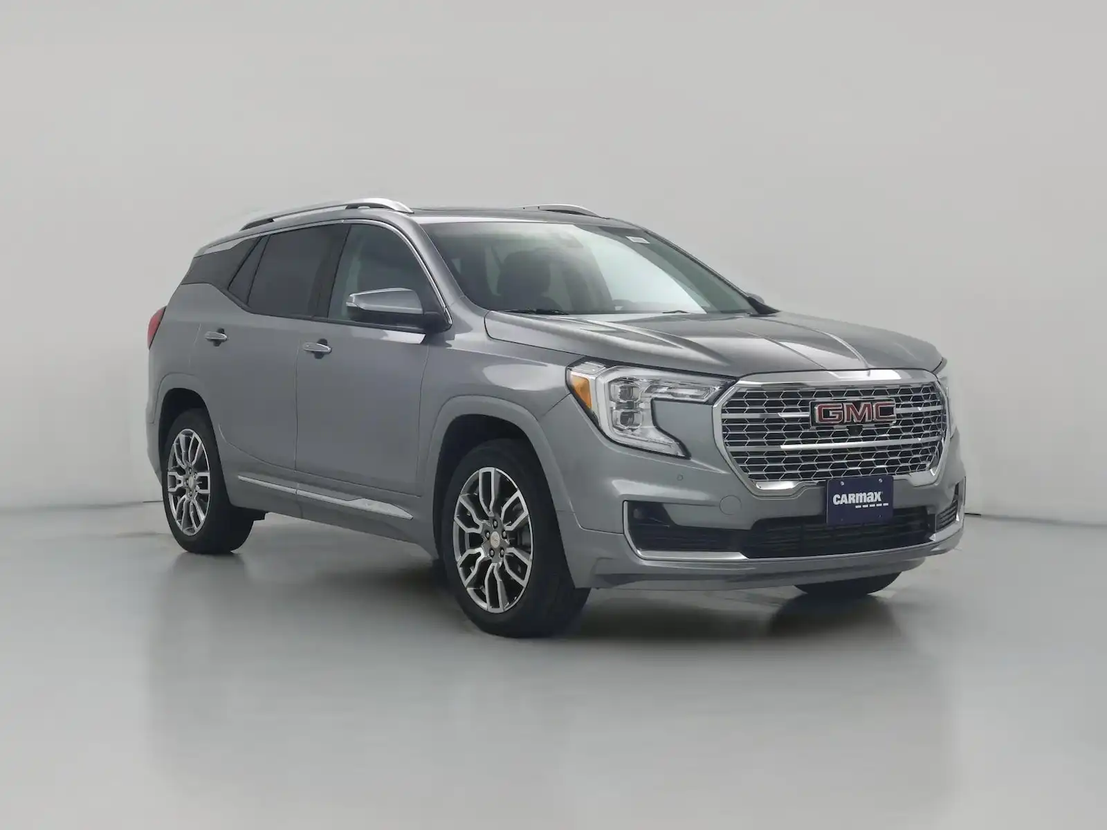 2023 GMC Terrain Denali AWD's photo