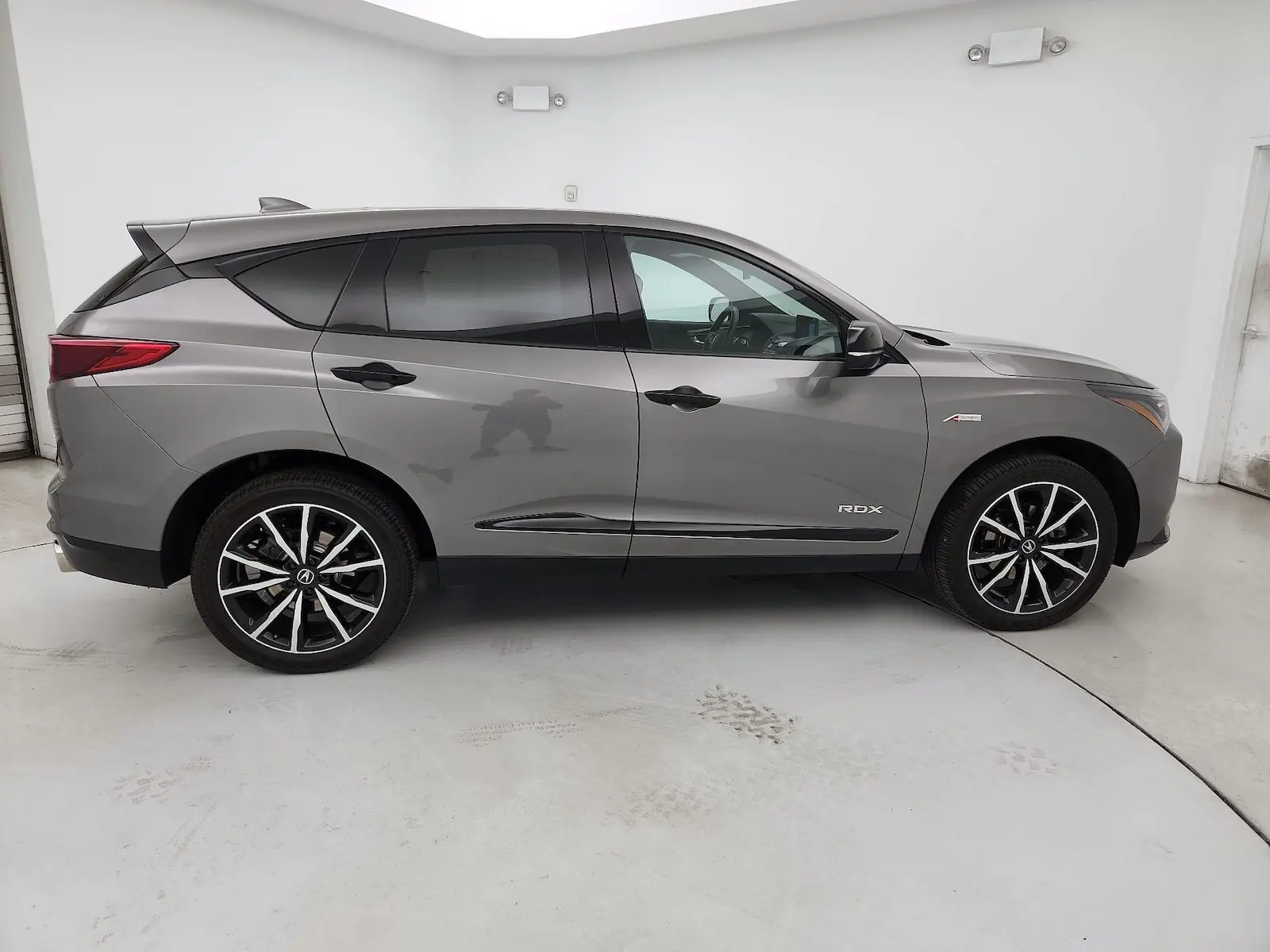 2025 Acura RDX A-Spec SH-AWD Advance Package photo 4