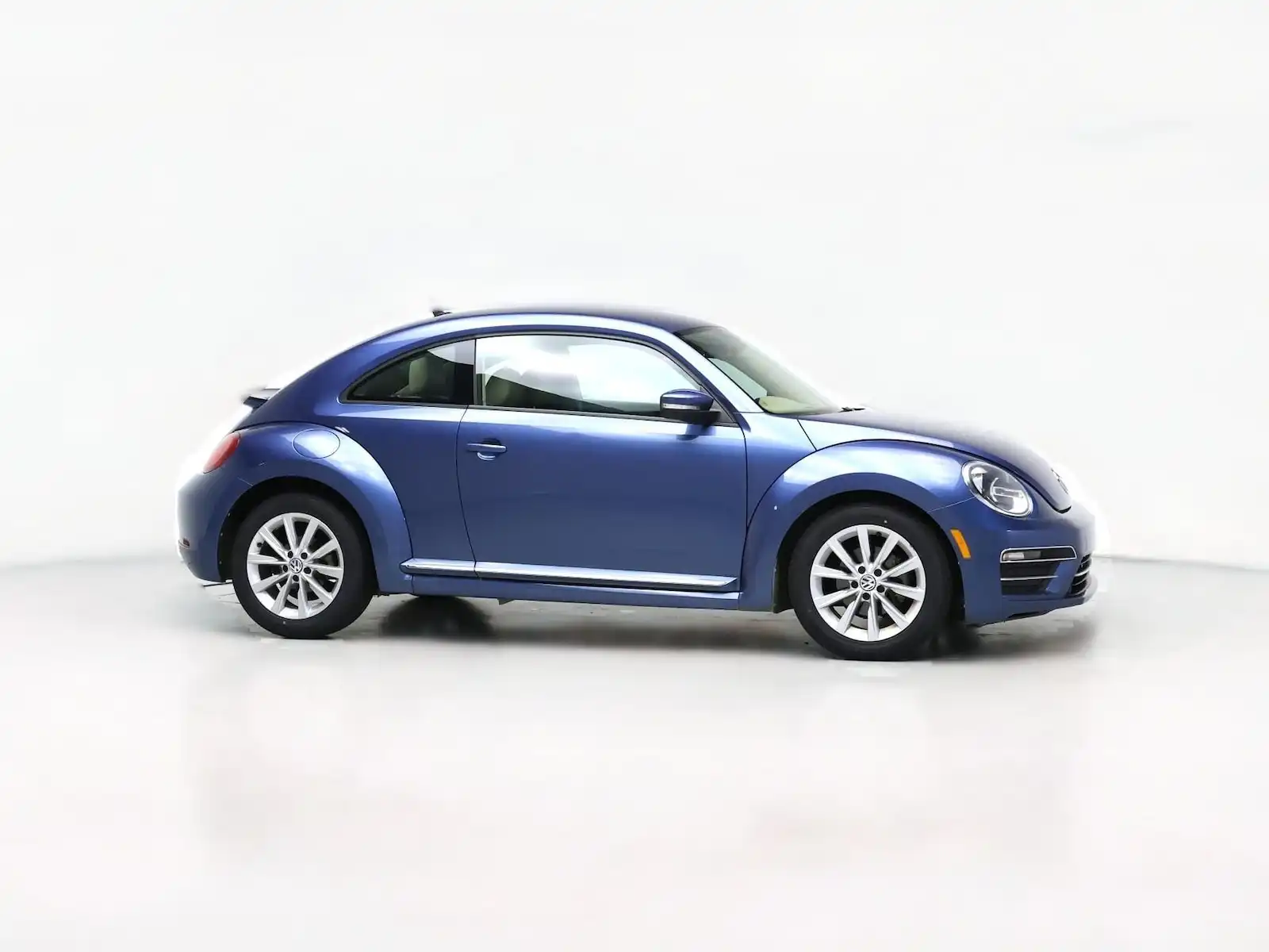 2017 Volkswagen Beetle 1.8T SE Auto's photo