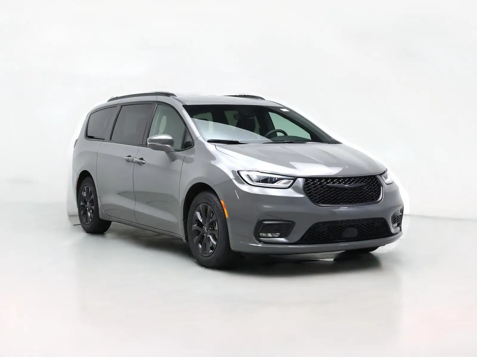 2022 Chrysler Pacifica Touring L's photo