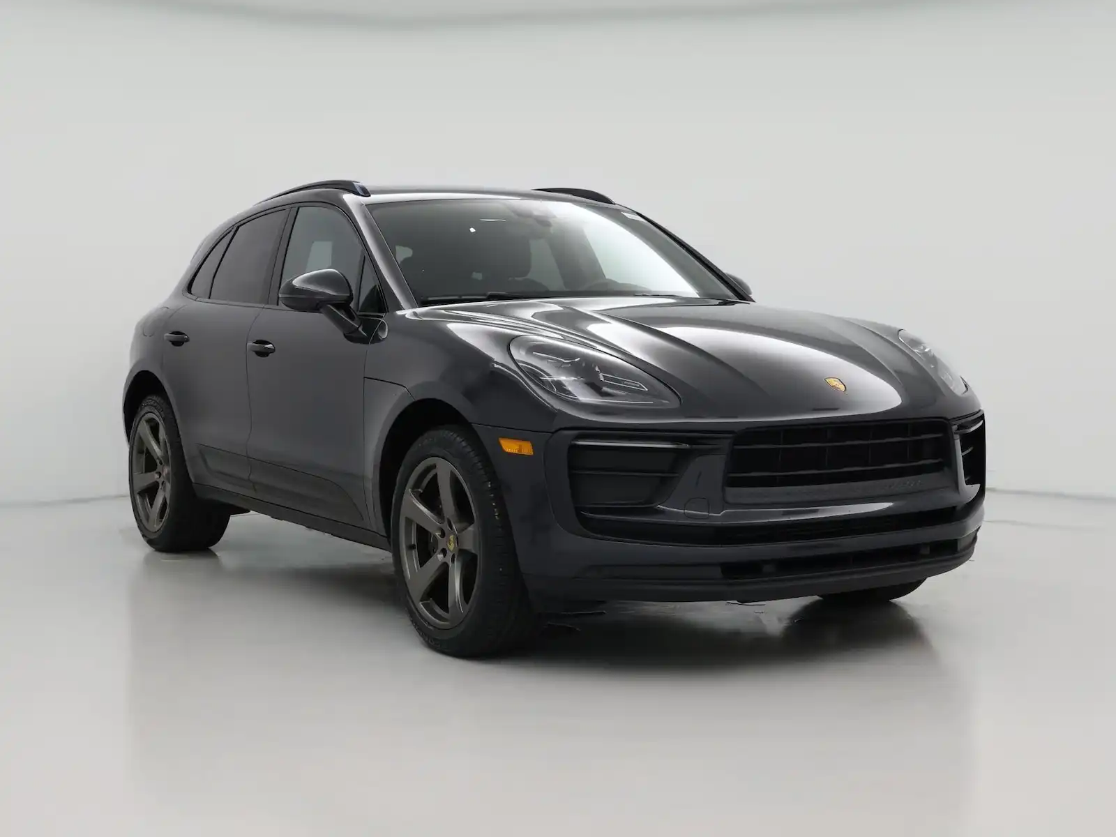 2022 Porsche Macan Base's photo
