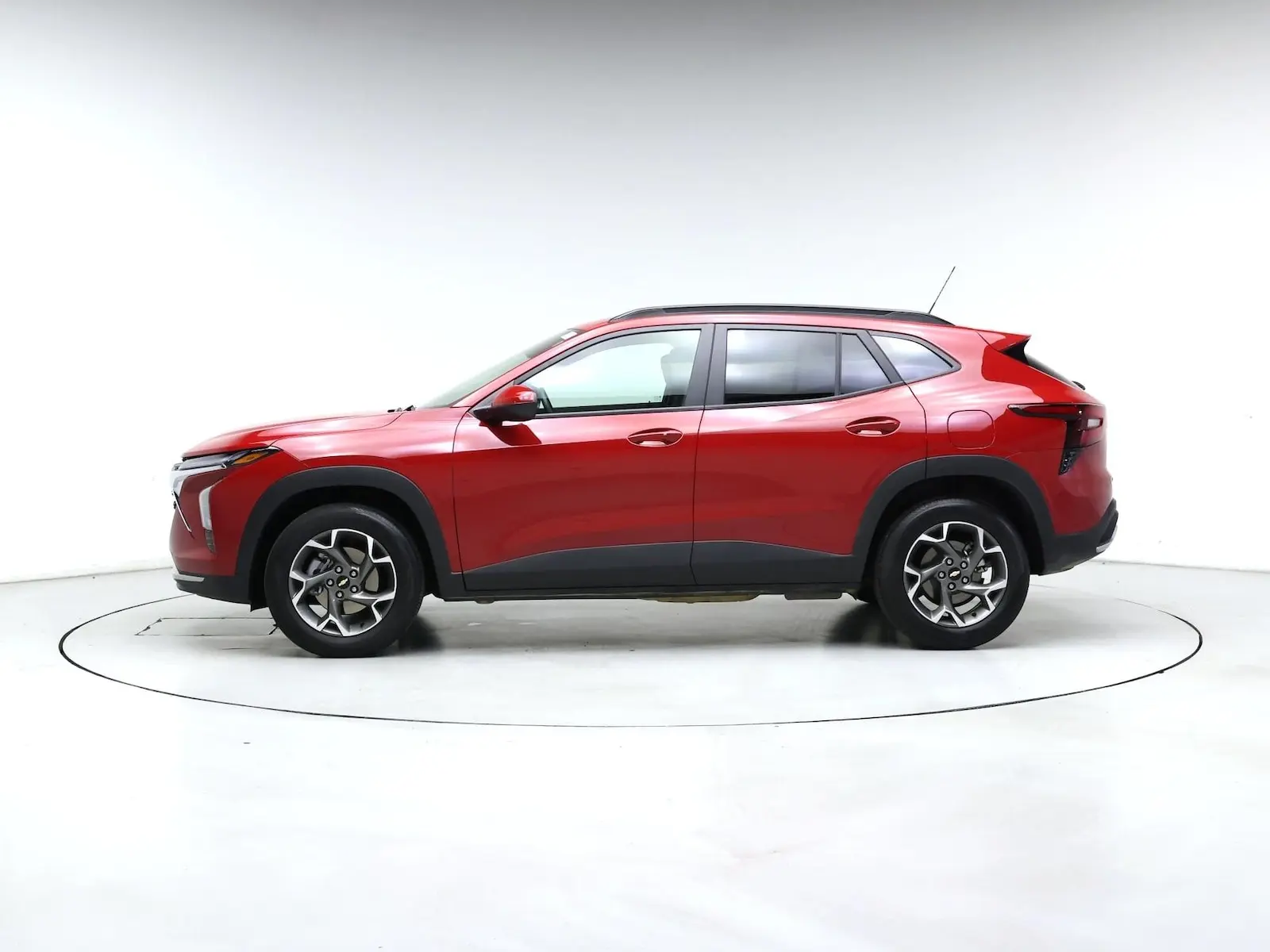 2026 Chevrolet Trax LT photo 4