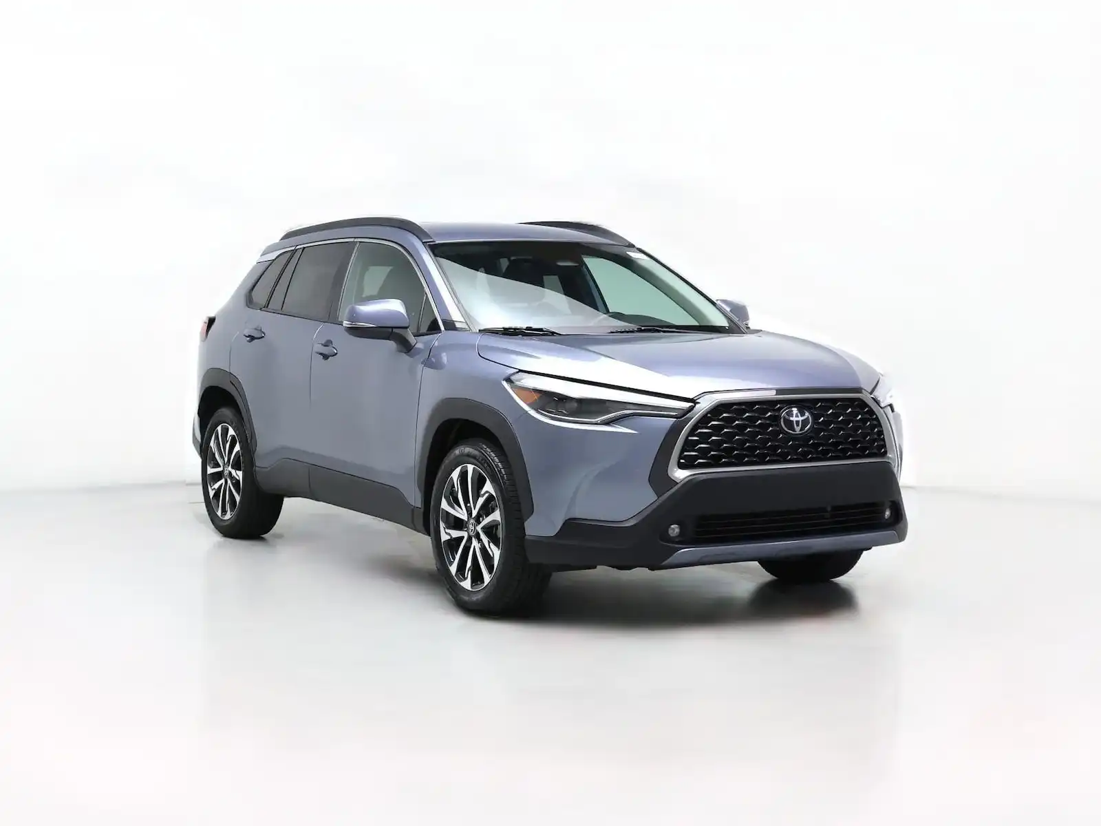 2023 Toyota Corolla Cross XLE FWD's photo