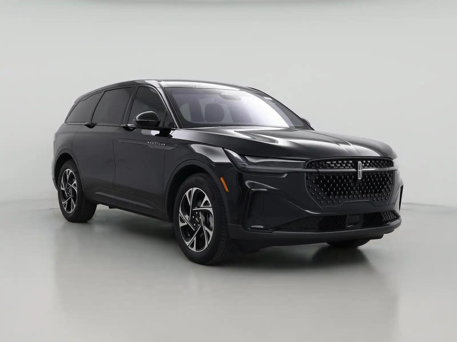 2024 Lincoln Nautilus Premiere AWD's photo