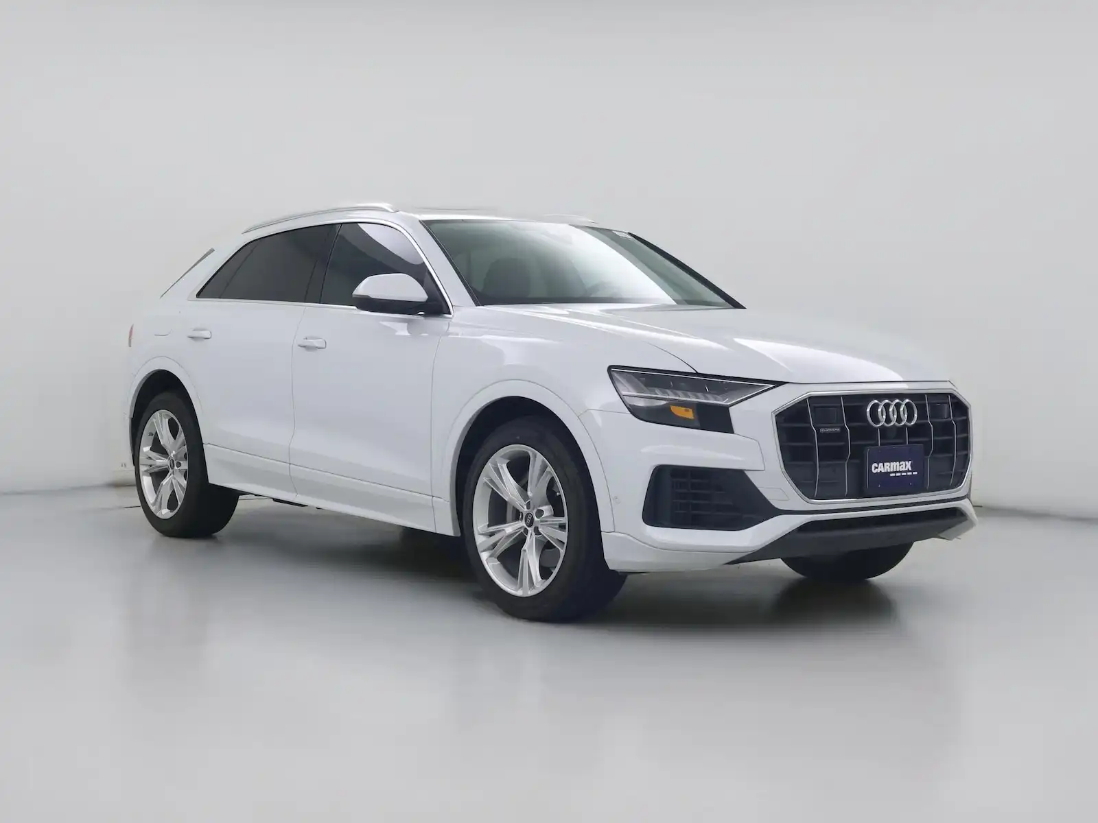 2023 Audi Q8 55 Premium quattro Tiptronic's photo