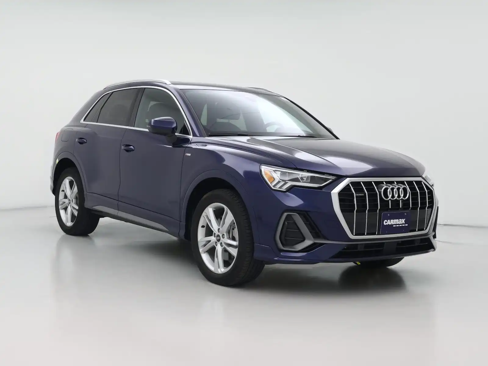 2023 Audi Q3 45 TFSI S Line Premium quattro's photo