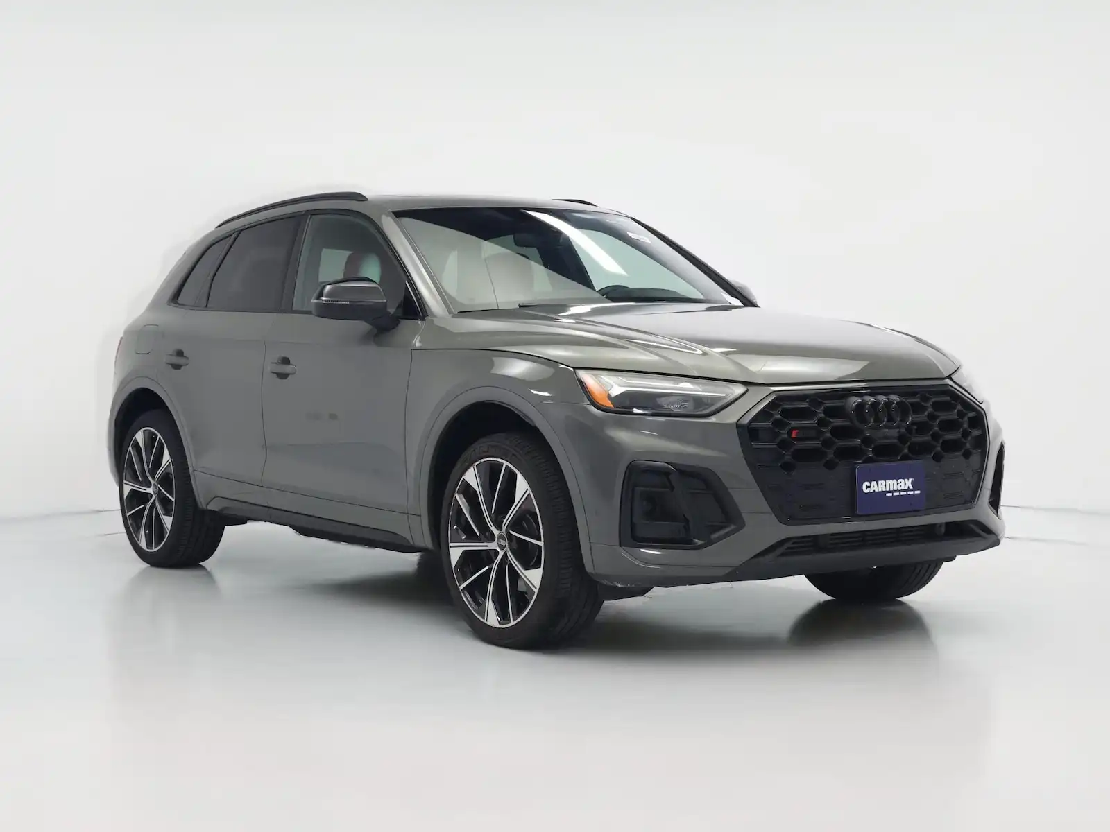 2023 Audi SQ5 Premium Plus's photo