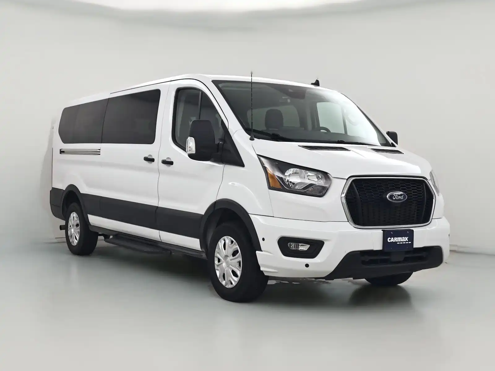 2025 Ford Transit XLT 350 Low Roof Sliding Pass. 148's photo