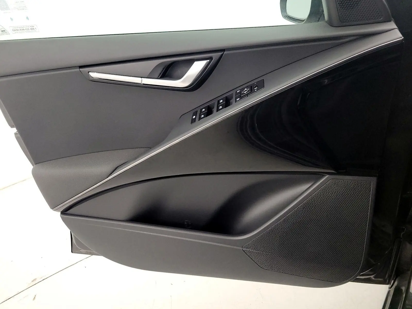 2024 Kia Niro PHEV EX photo 4