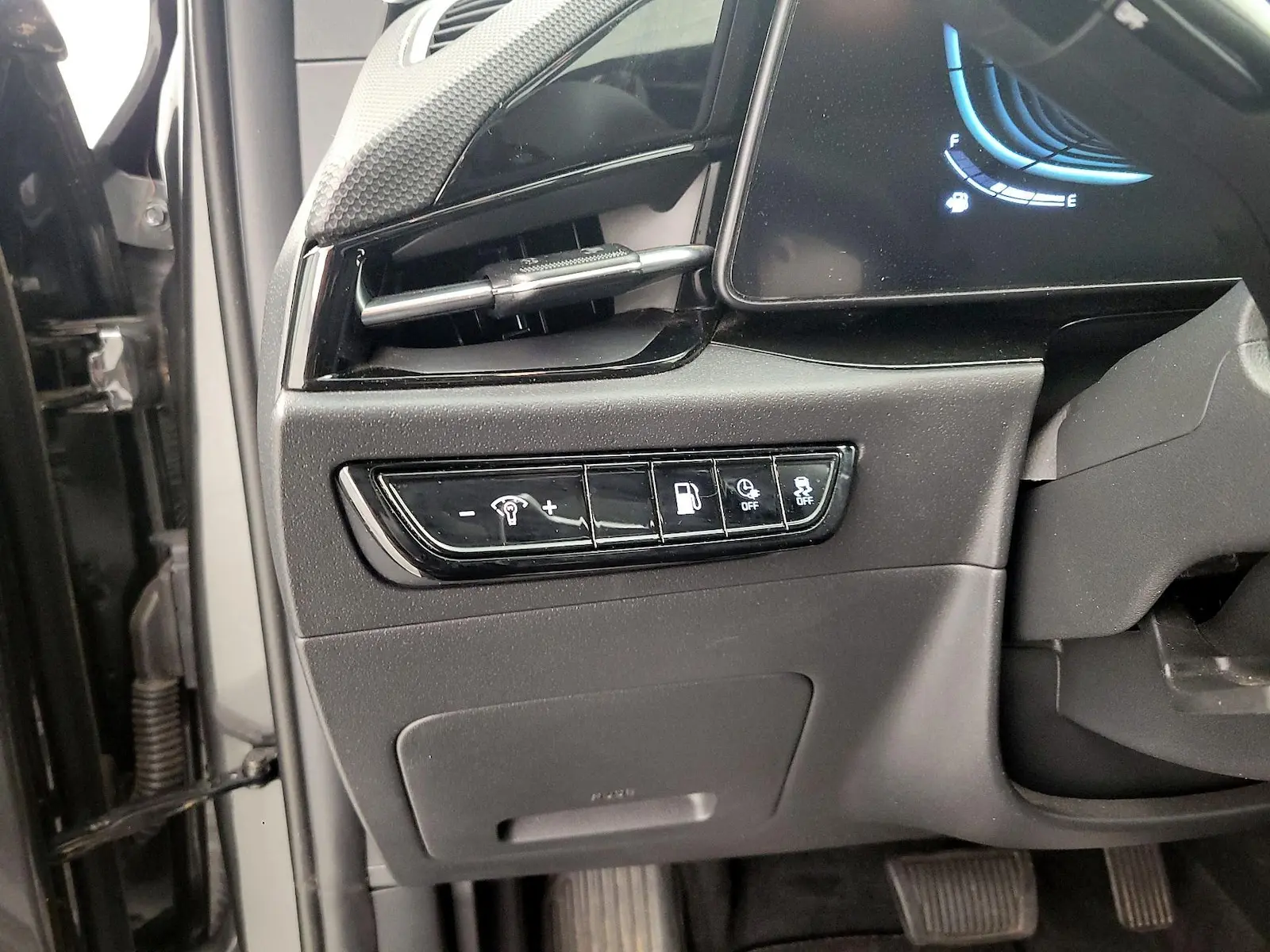 2024 Kia Niro PHEV EX photo 5