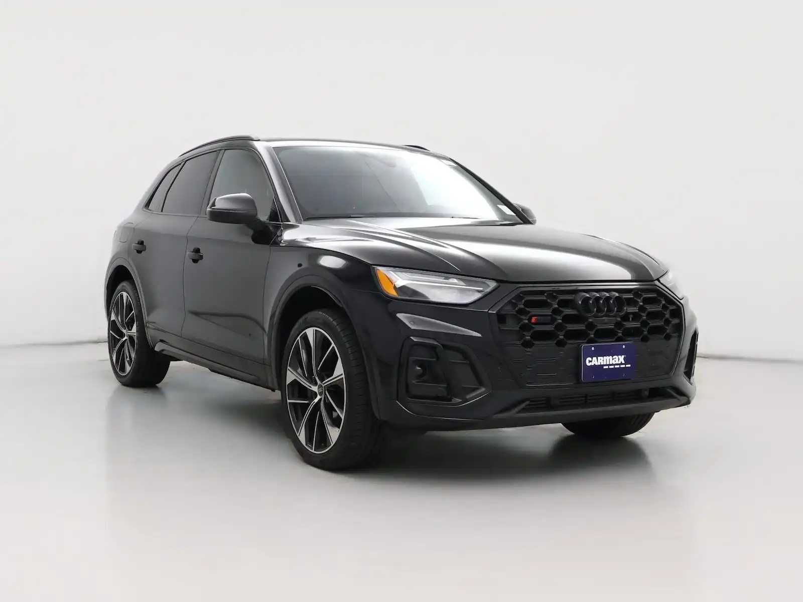 2023 Audi SQ5 Premium Plus's photo
