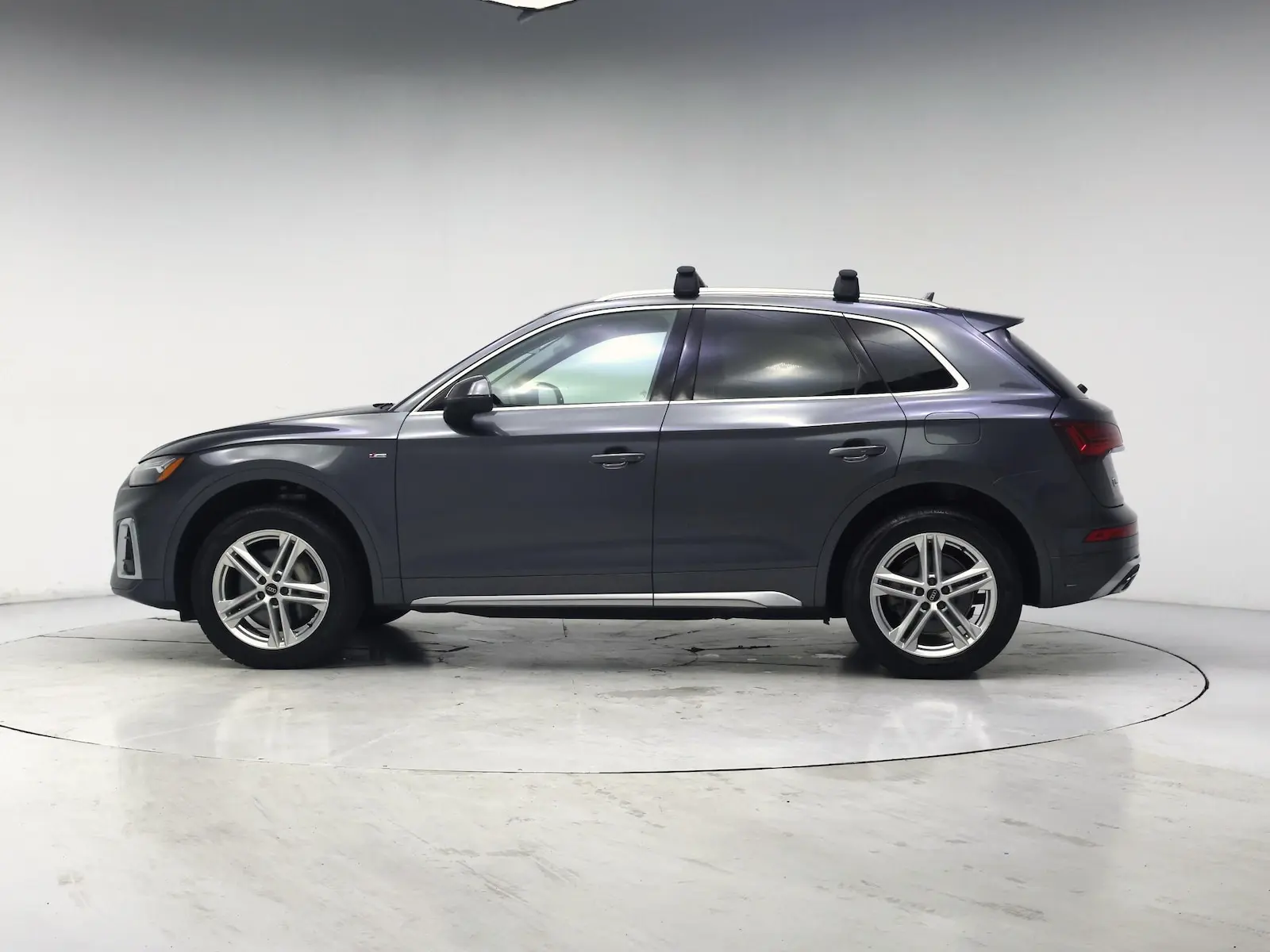 2023 Audi Q5 55 e Premium Plus photo 4