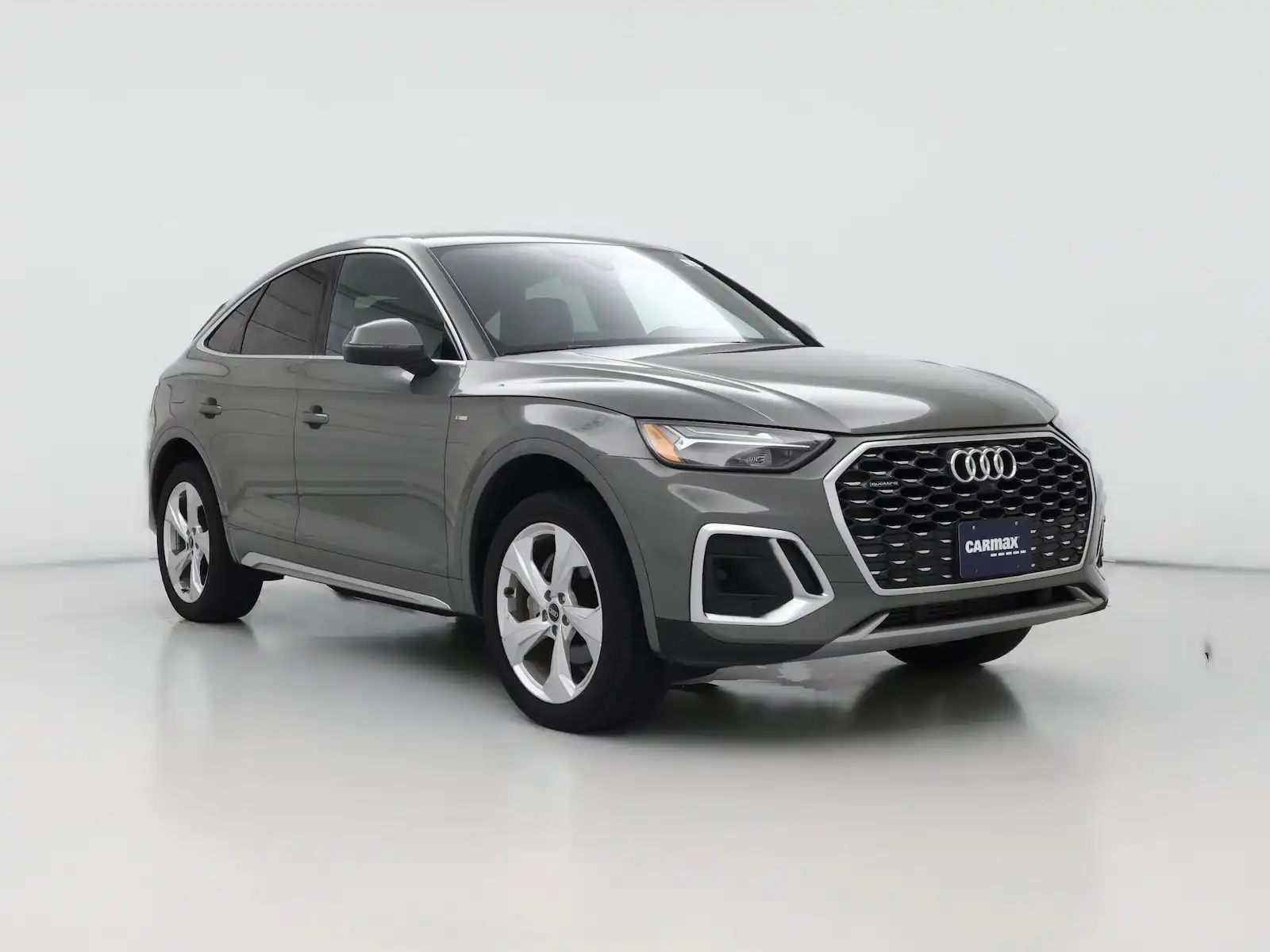 2023 Audi Q5 Sportback 45 Premium Plus's photo