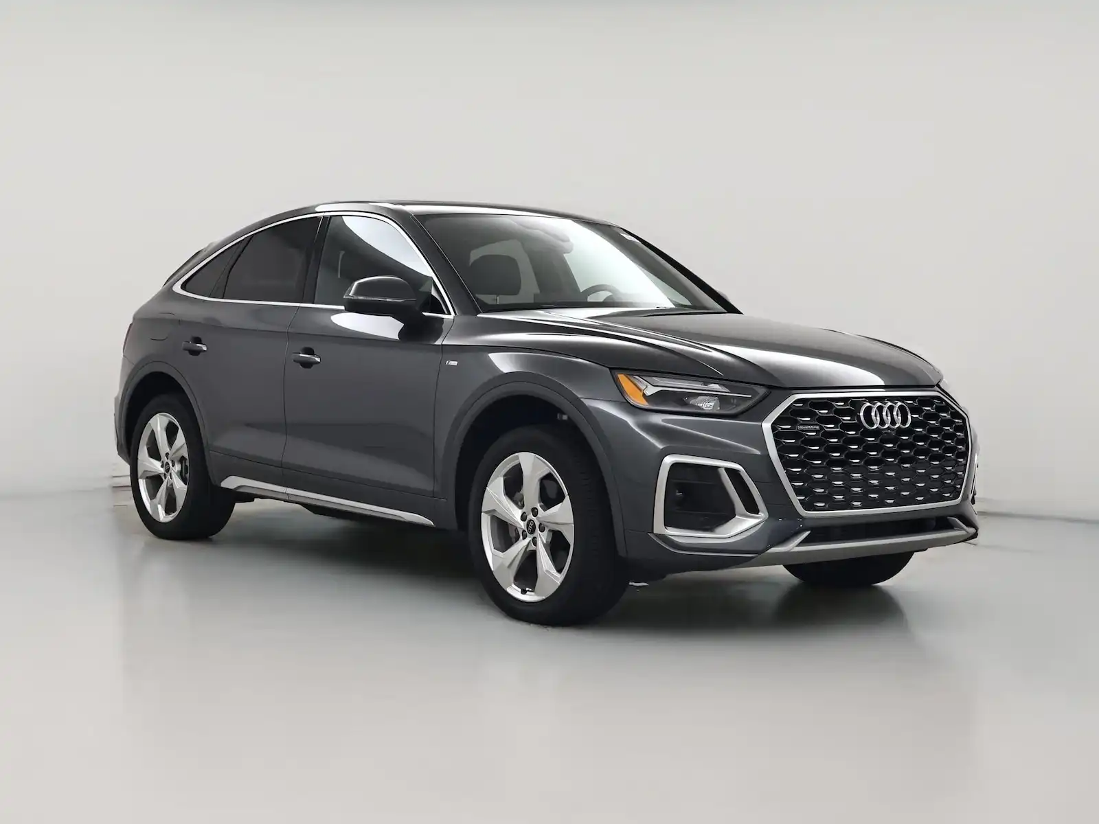 2023 Audi Q5 Sportback 45 Premium Plus's photo