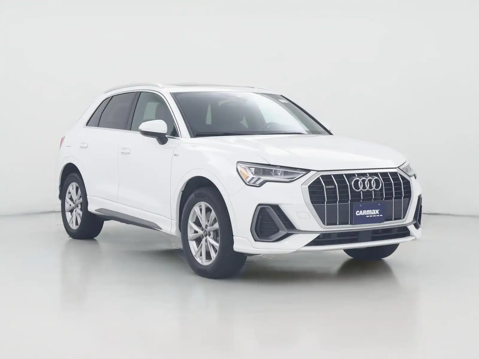 2023 Audi Q3 45 TFSI S Line Premium quattro's photo