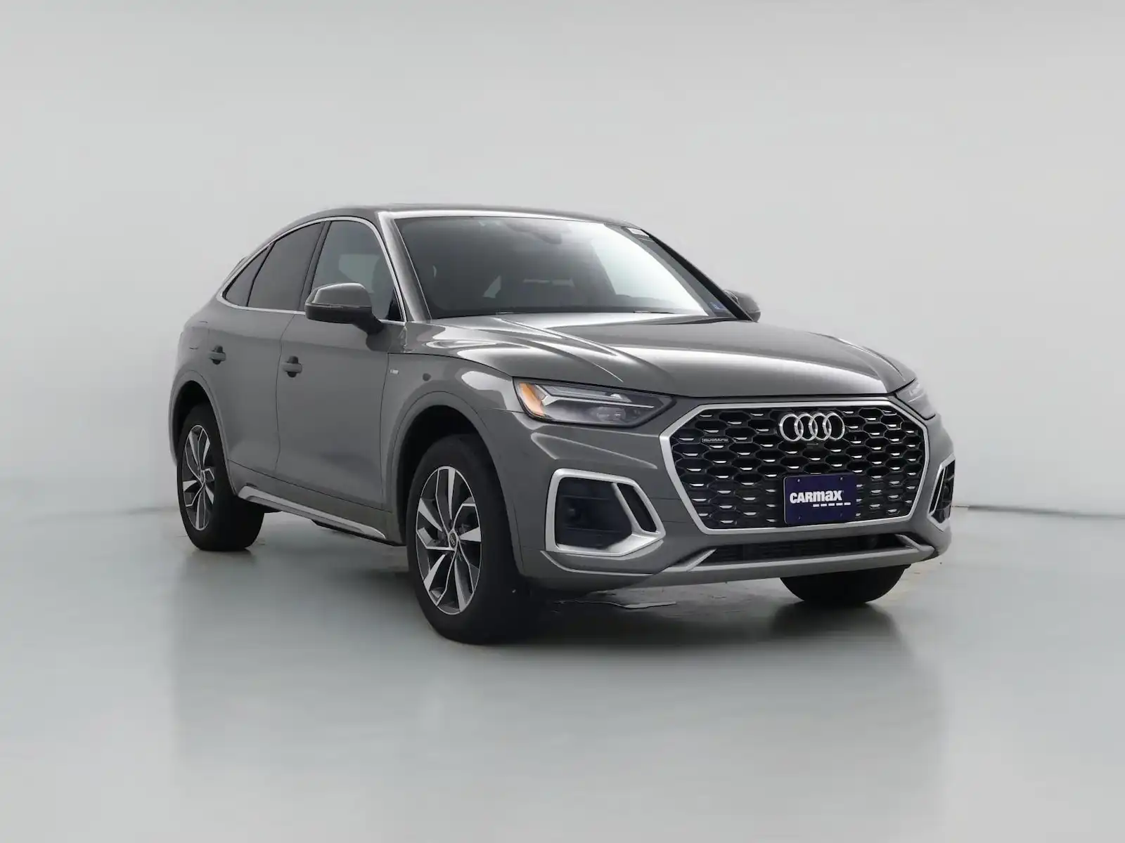 2023 Audi Q5 Sportback 45 Premium Plus's photo