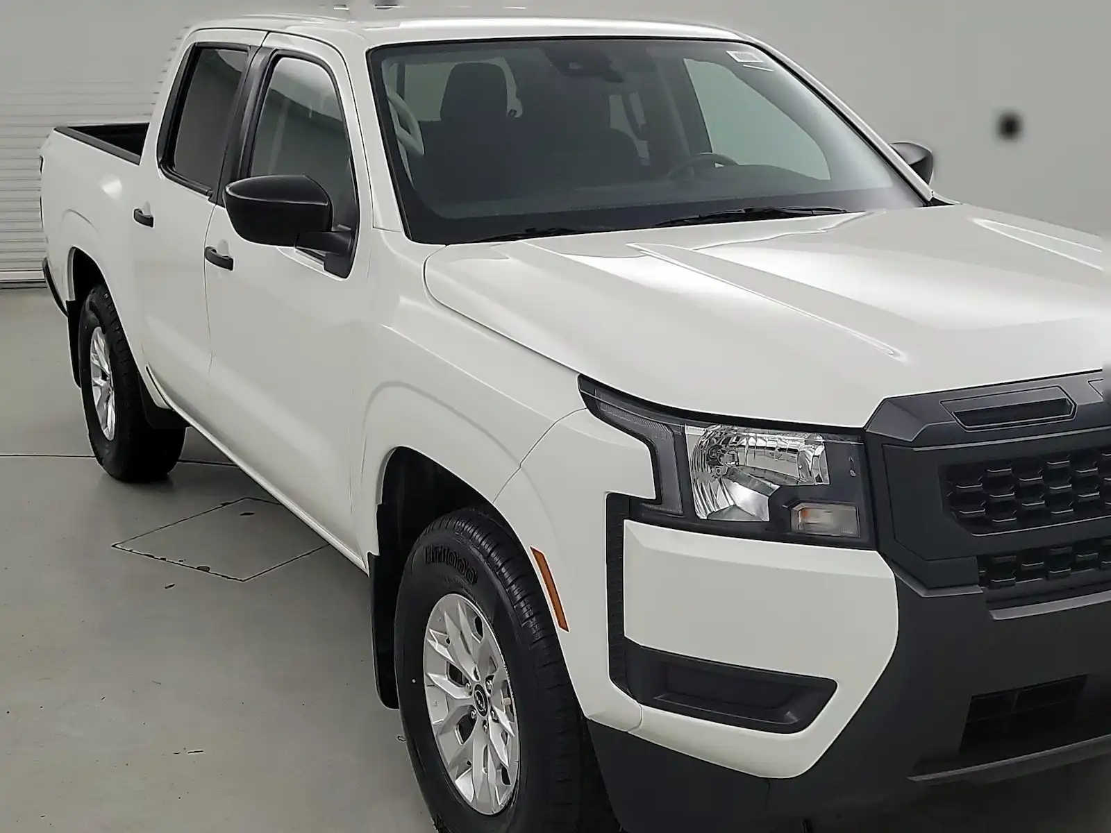 2025 Nissan Frontier S Crew Cab 2WD's photo