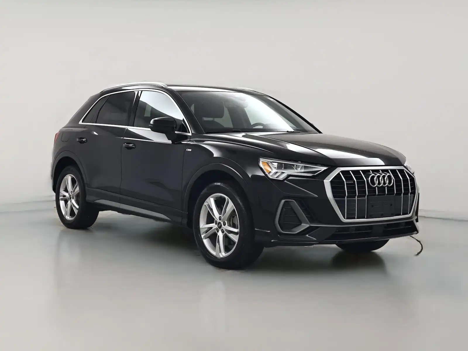 2024 Audi Q3 45 TFSI S Line Premium quattro's photo