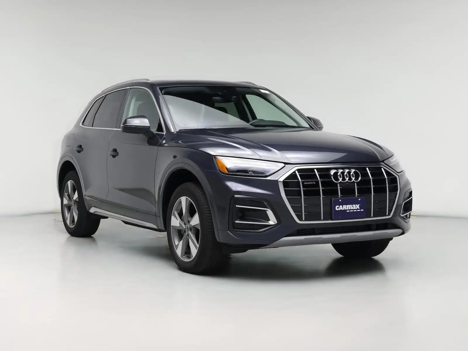 2023 Audi Q5 40 Premium Plus's photo
