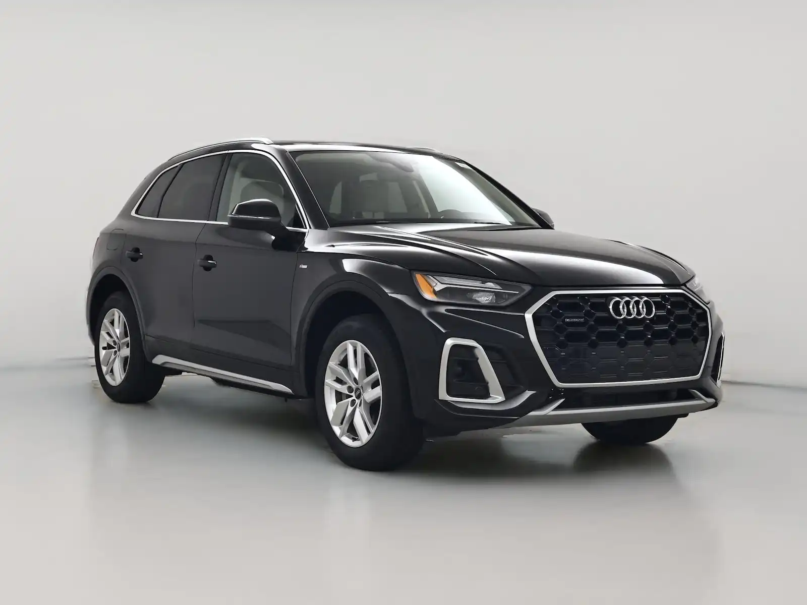 2023 Audi Q5 45 Premium's photo