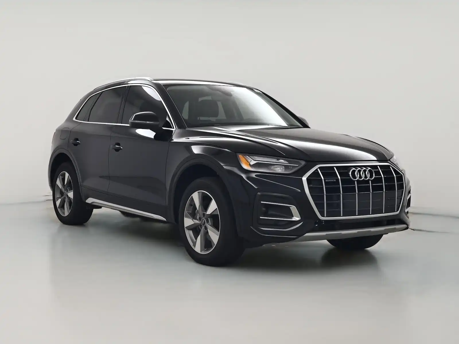 2023 Audi Q5 40 Premium's photo