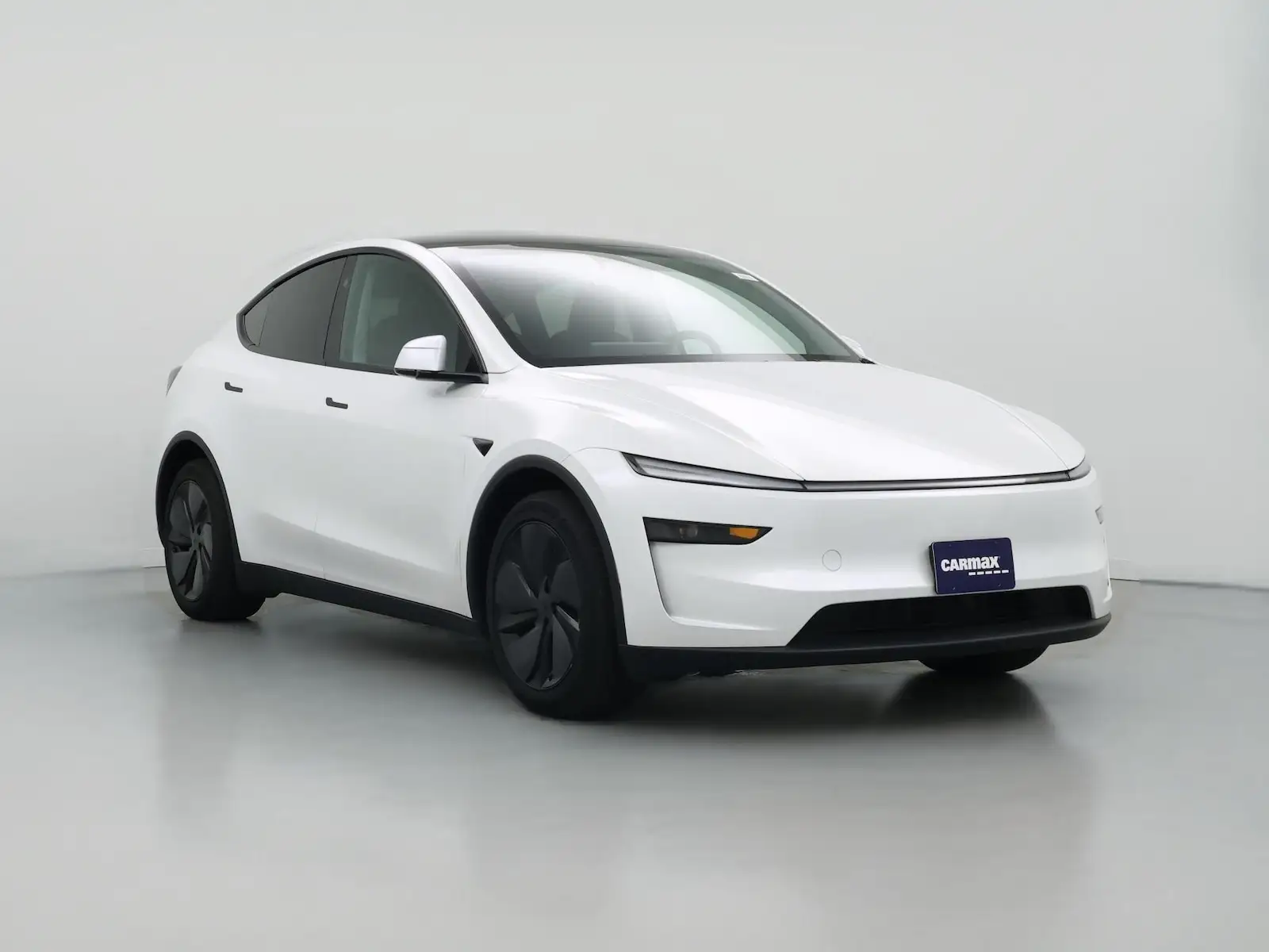 2026 Tesla Model Y Long Range photo 1