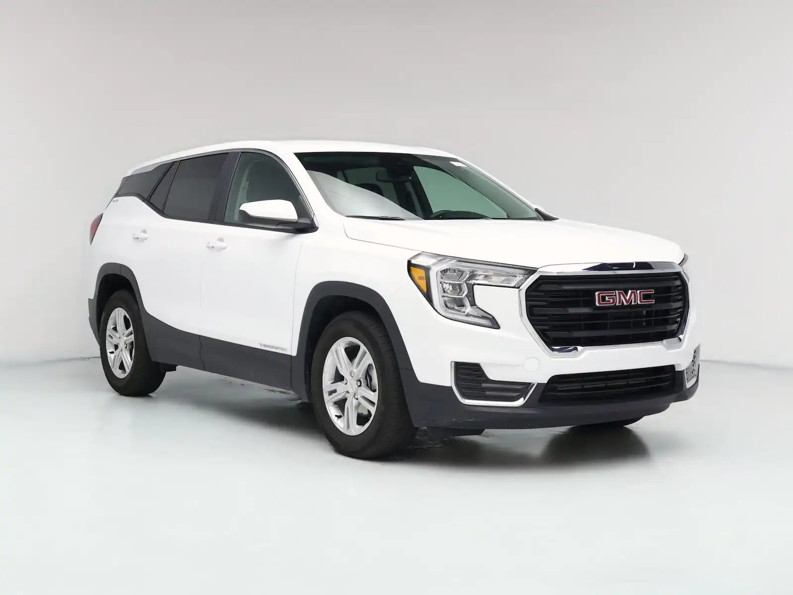 2024 GMC Terrain SLE FWD's photo