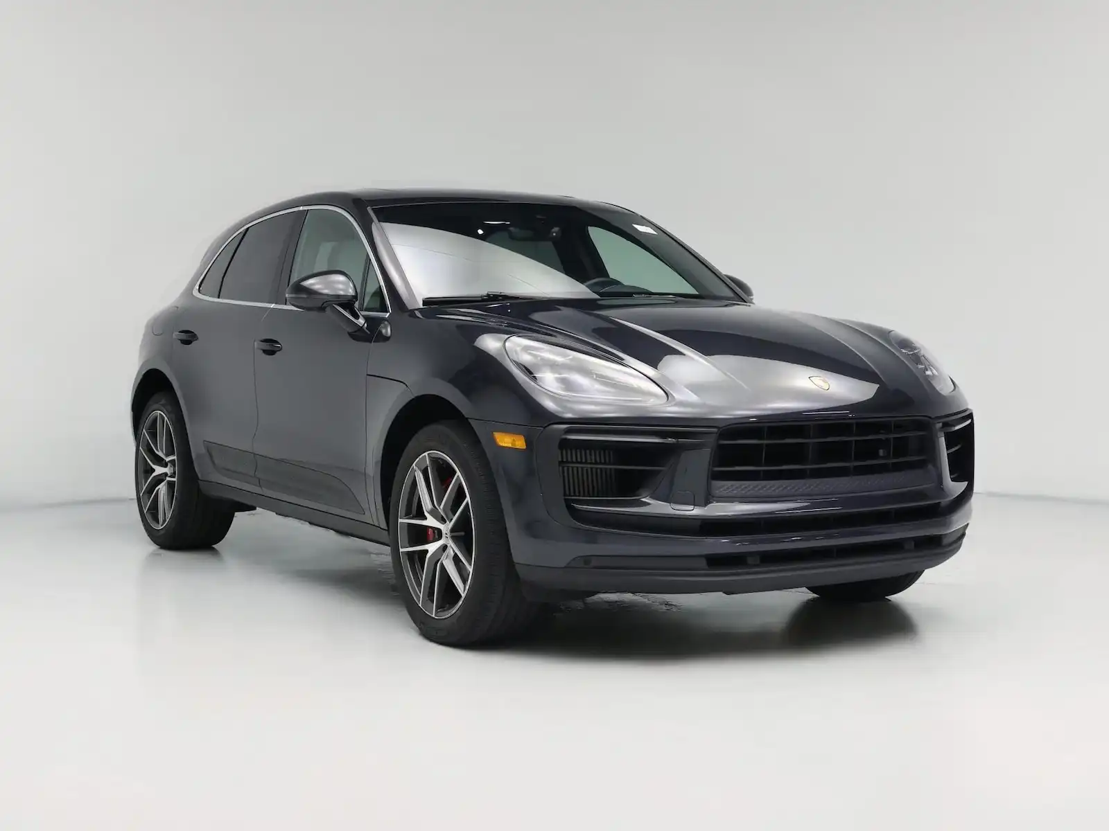 2022 Porsche Macan S's photo