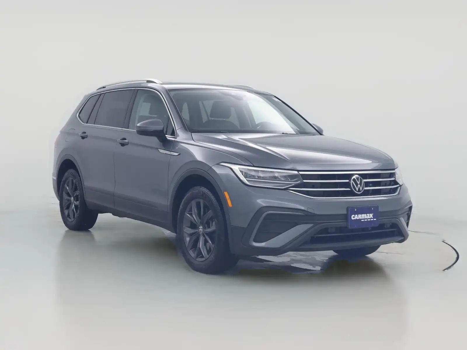 2022 Volkswagen Tiguan 2.0T SE 4Motion's photo
