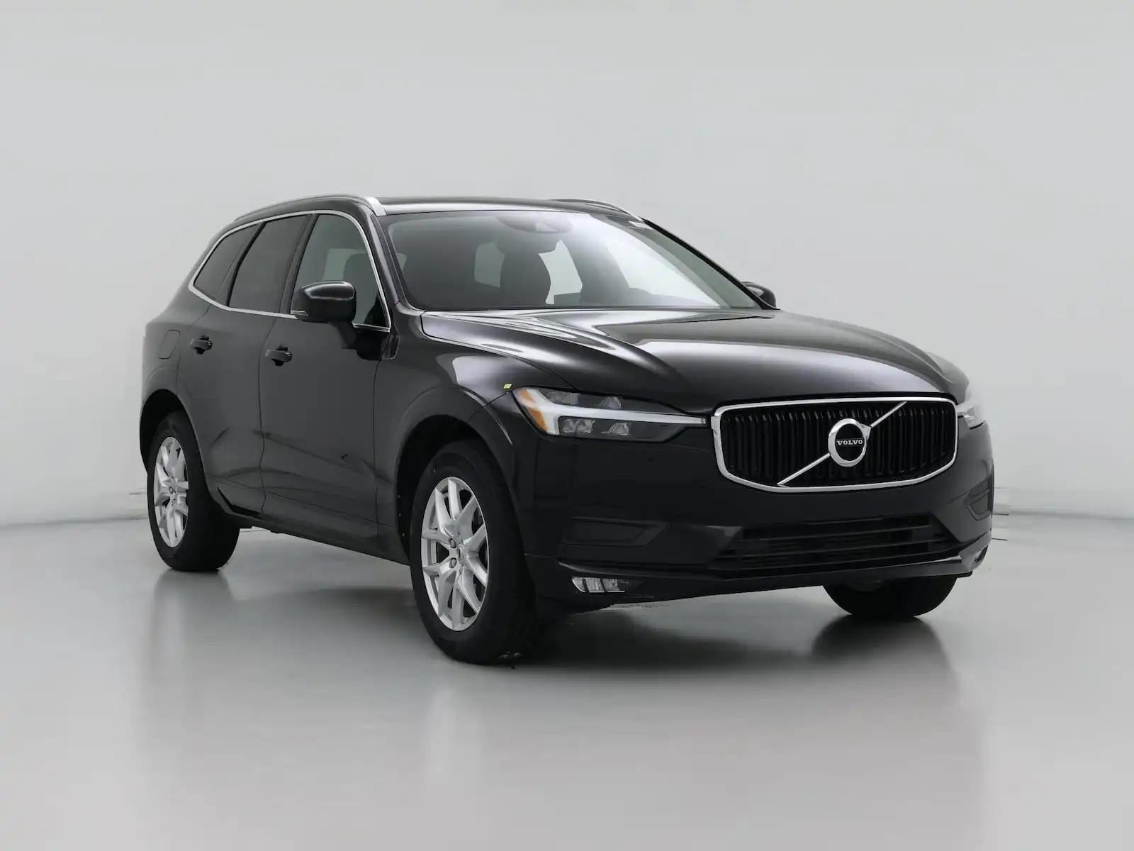 2021 Volvo XC60 T5 Momentum AWD's photo