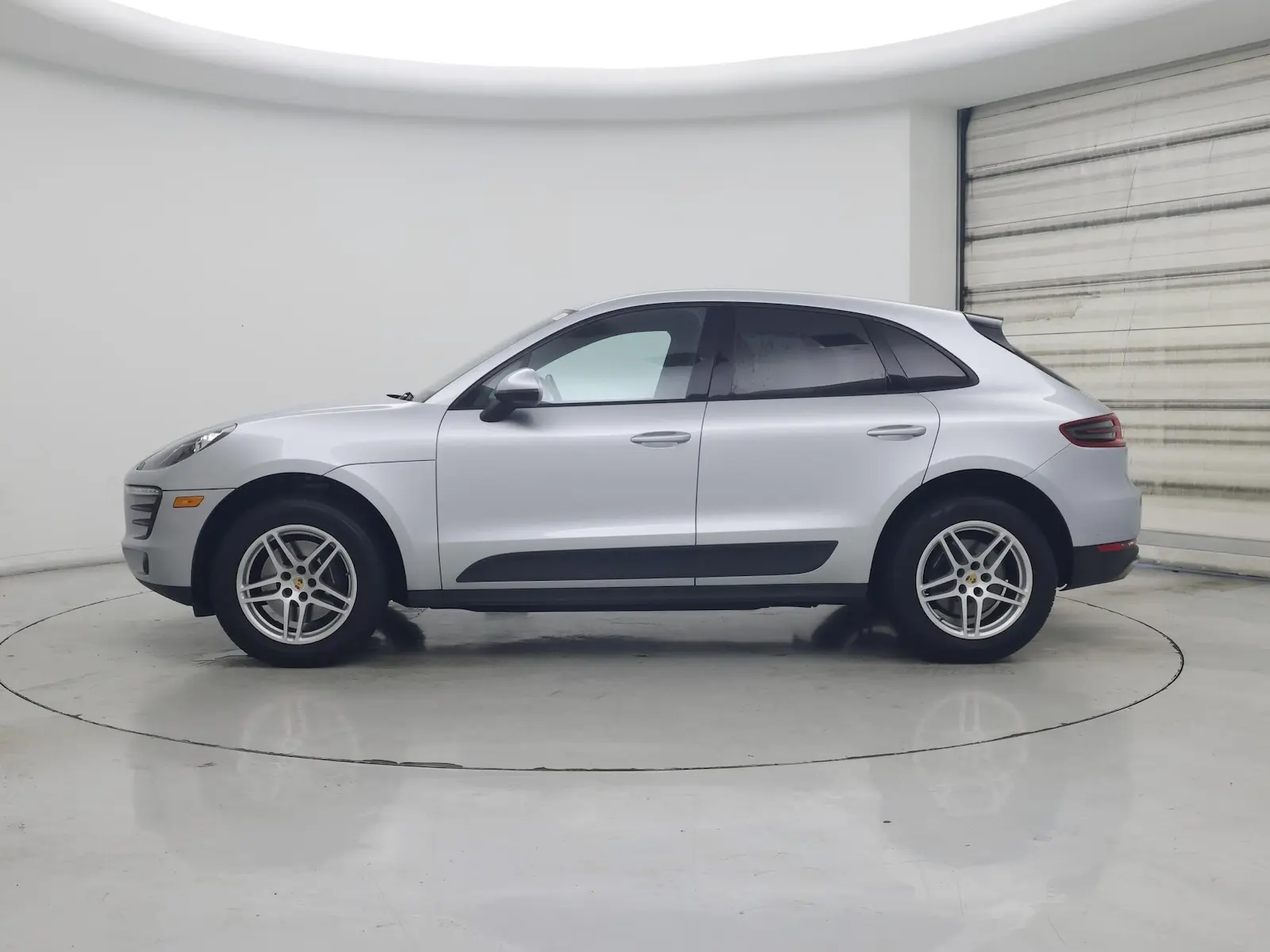 2017 Porsche Macan Base photo 4