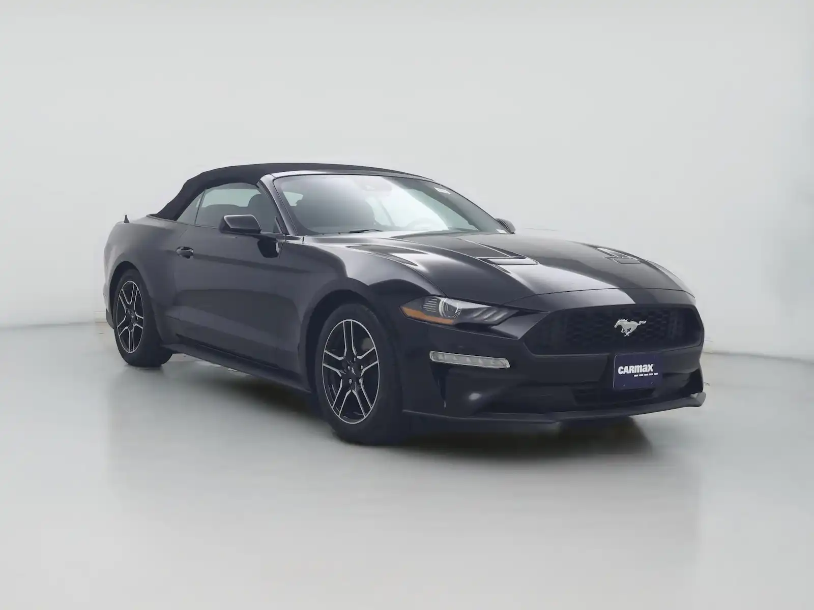 2022 Ford Mustang EcoBoost Convertible's photo