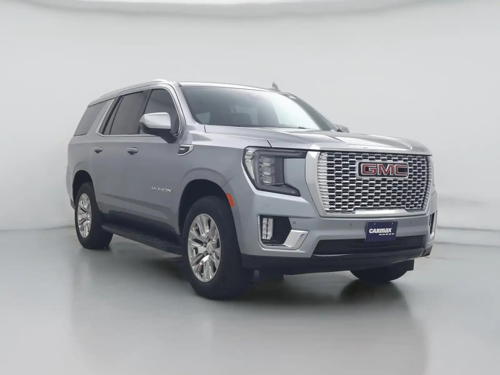 2024 GMC Yukon SLE 2WD's photo