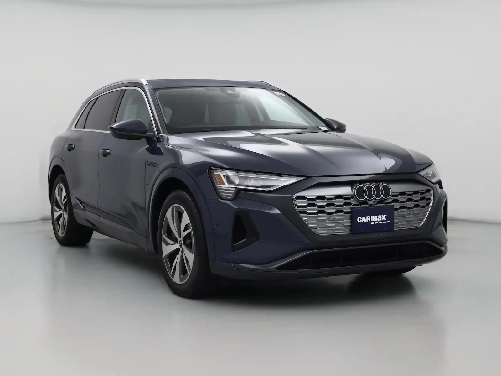 2024 Audi Q8 e-tron 114 kWh Premium Plus quattro 55's photo