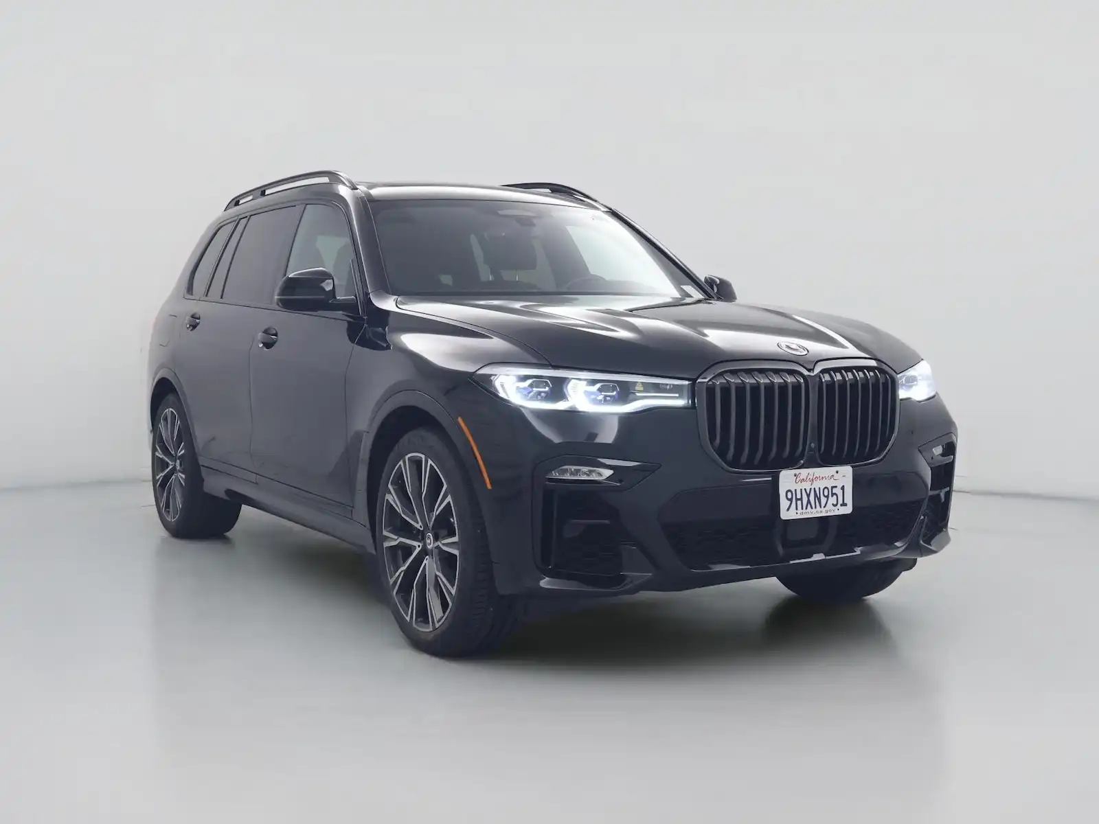 2022 BMW X7 M50i xDrive's photo