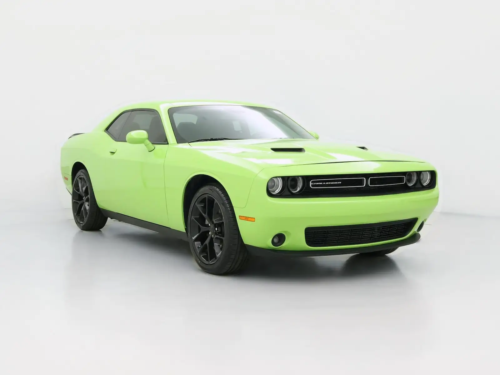 2023 Dodge Challenger SXT Auto photo 1