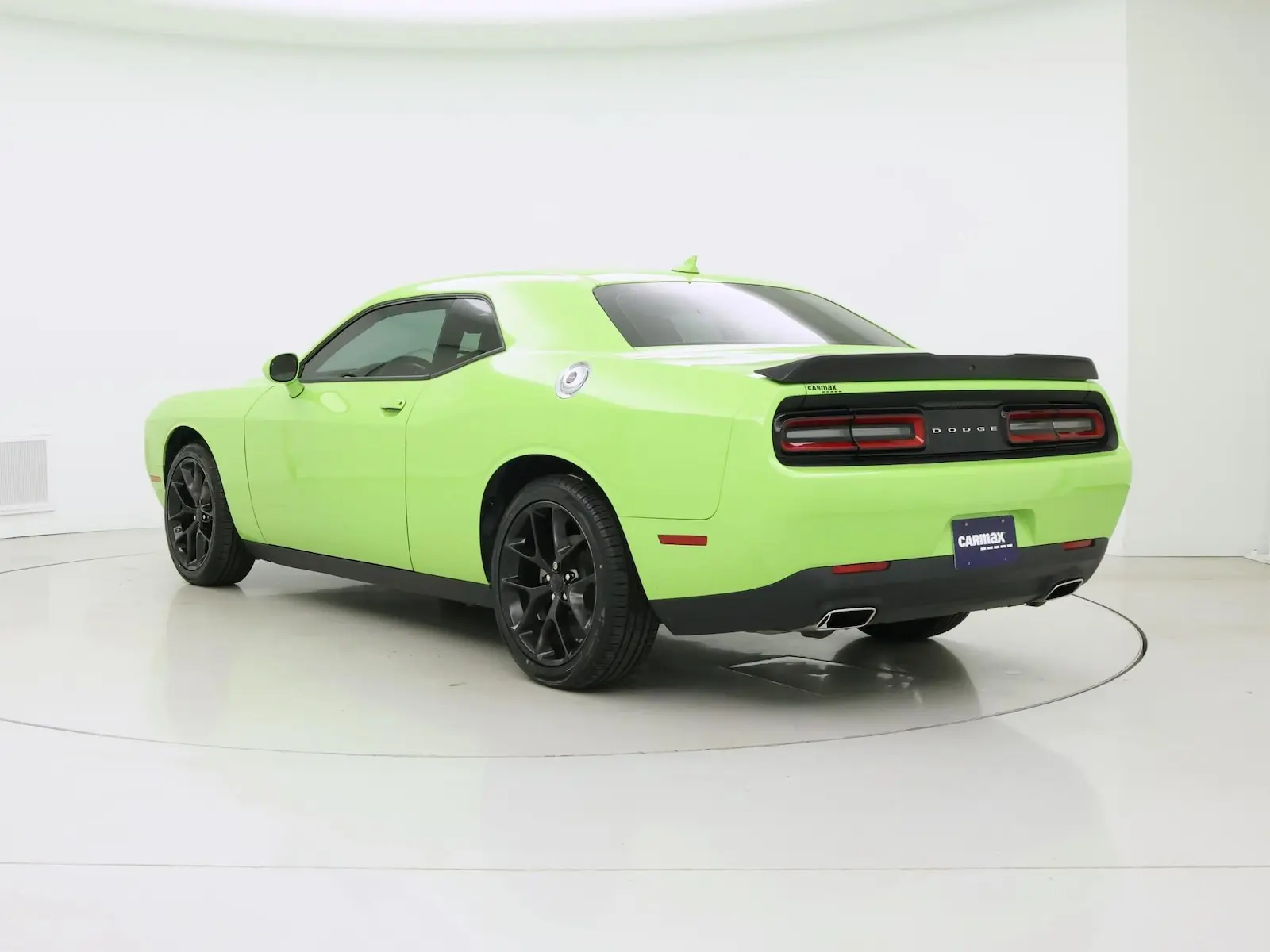 2023 Dodge Challenger SXT Auto photo 3
