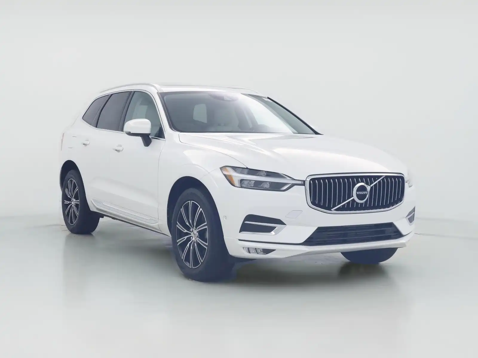 2018 Volvo XC60 T5 Inscription AWD's photo
