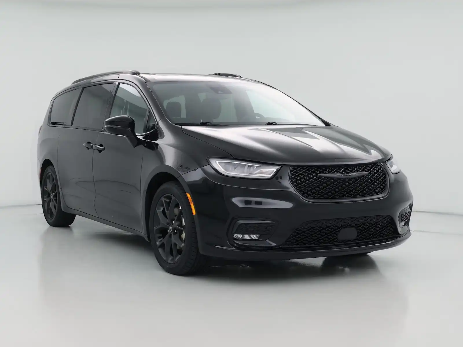 2025 Chrysler Pacifica Limited's photo