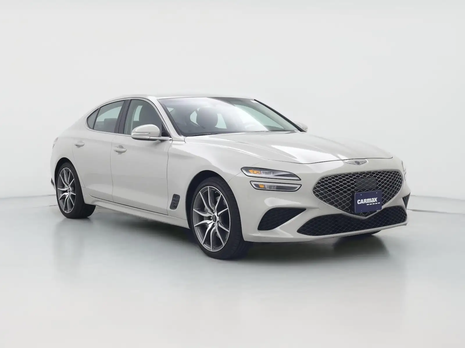 2026 Genesis G70 2.5T Standard's photo