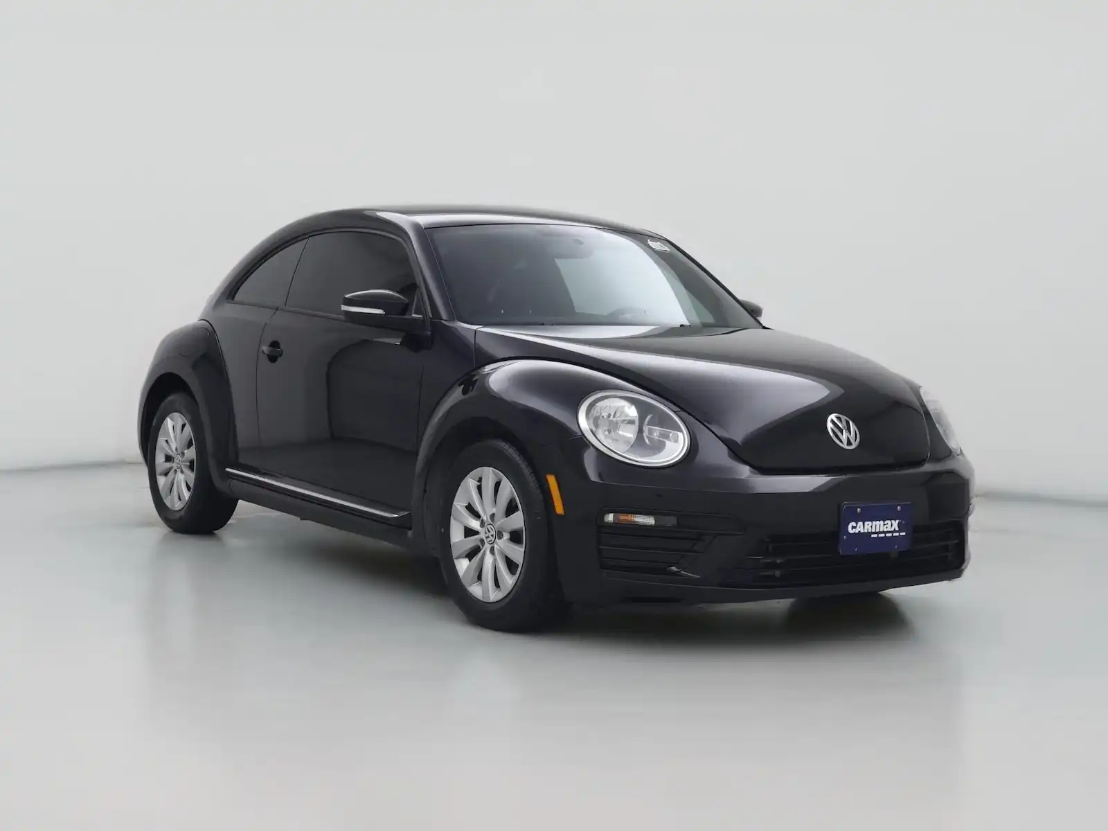2019 Volkswagen Beetle 2.0T S Auto's photo