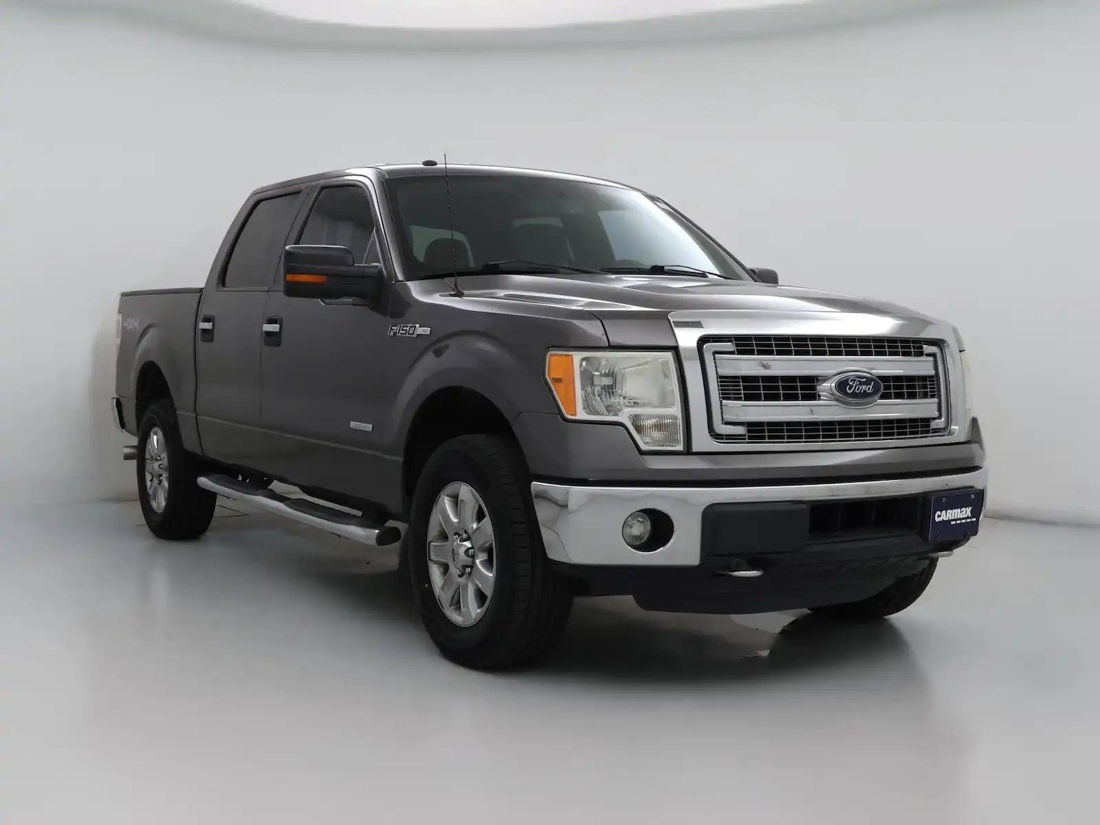 2014 Ford F-150 XLT 4WD SuperCrew 145 in's photo