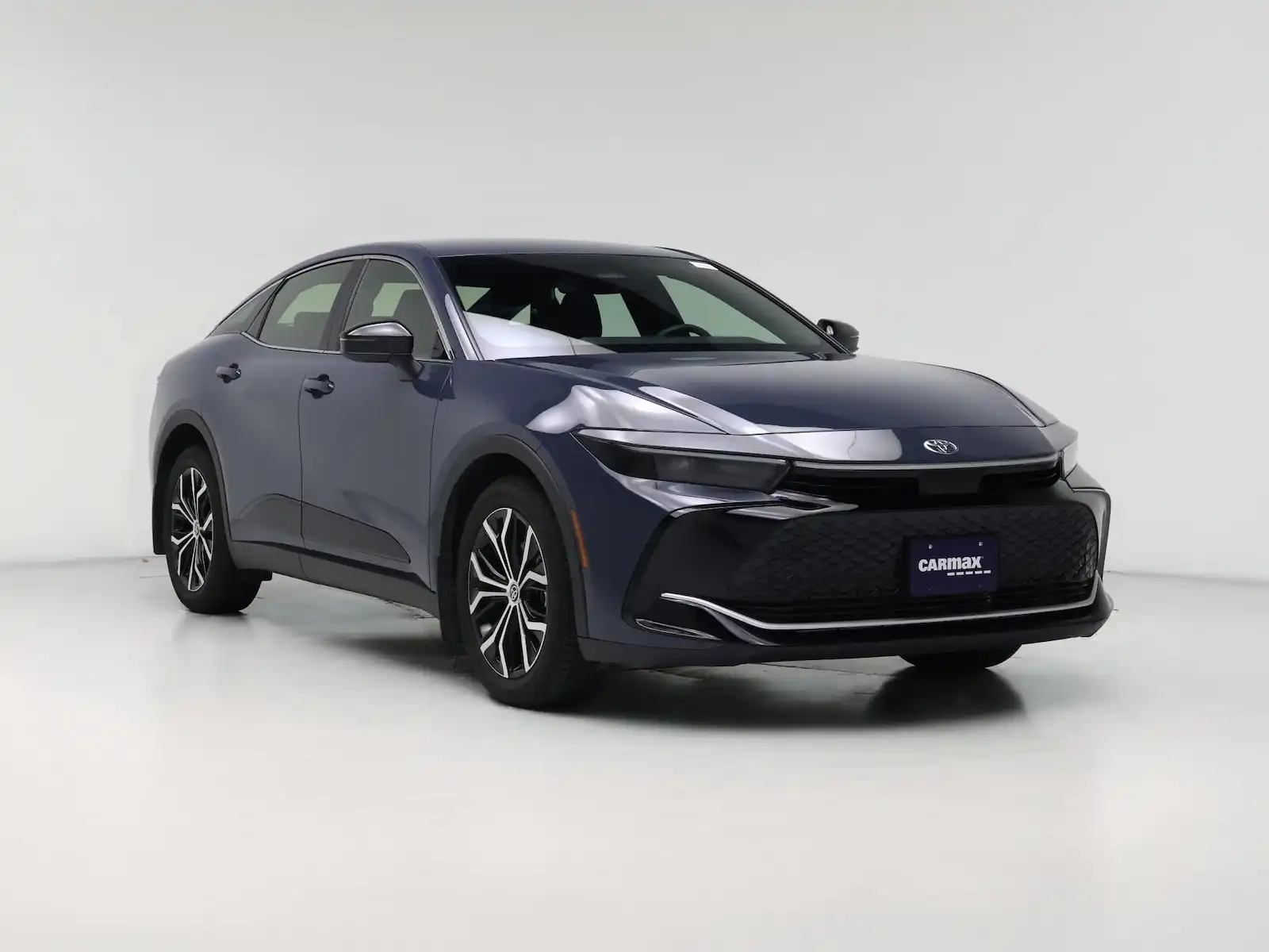 2026 Toyota Crown XLE AWD's photo