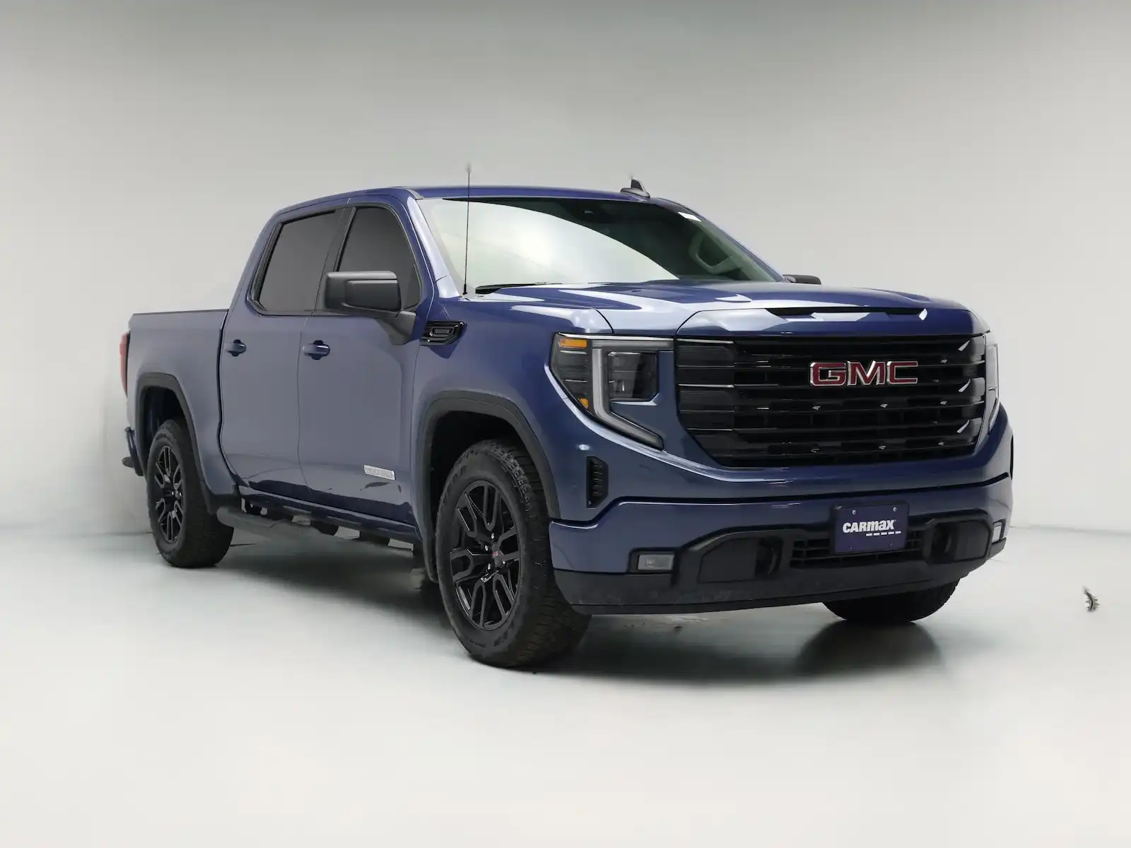 2026 GMC Sierra Elevation 2WD Crew Cab Short Box's photo