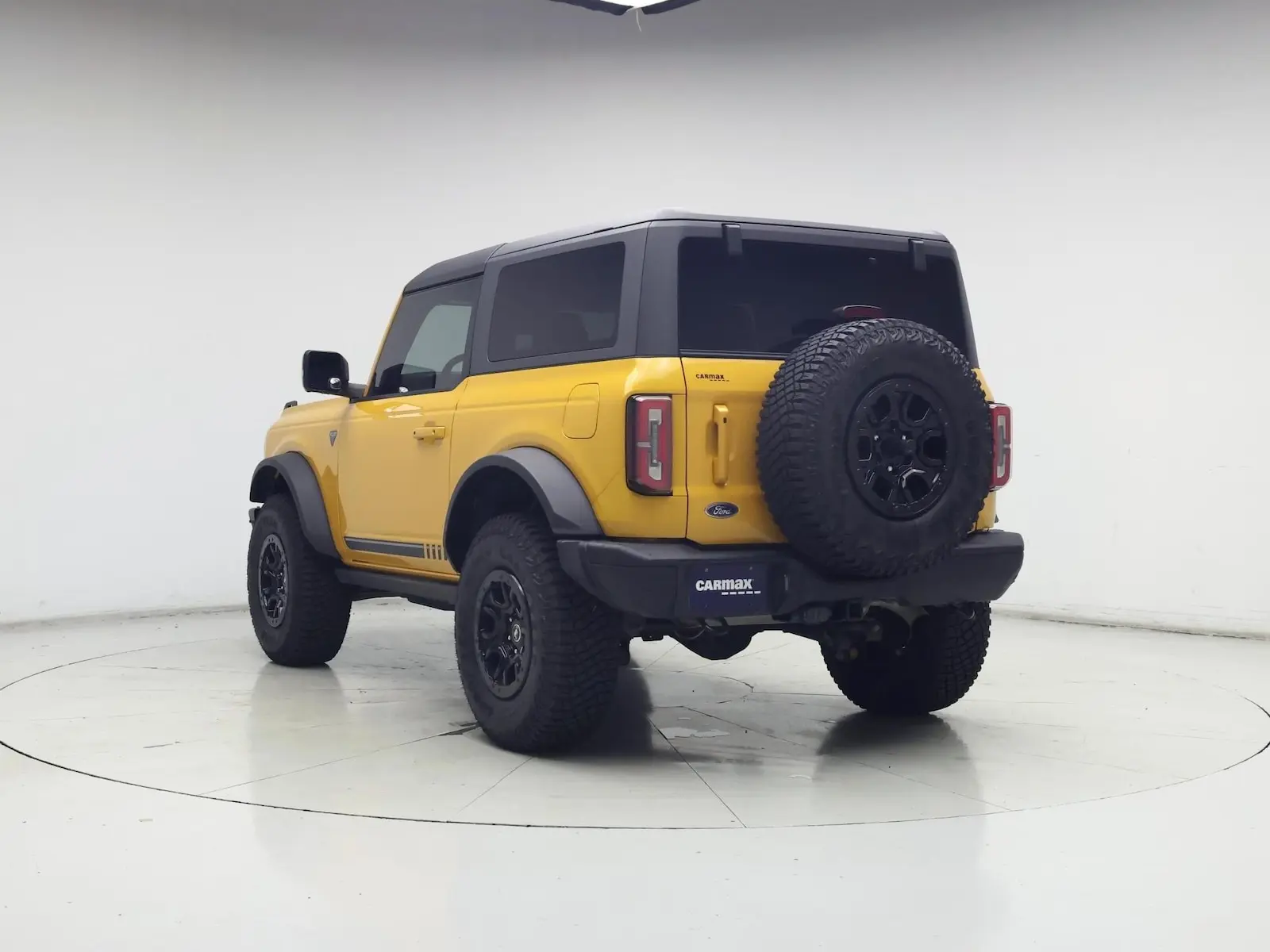 2021 Ford Bronco First Edition 4WD Advanced photo 3