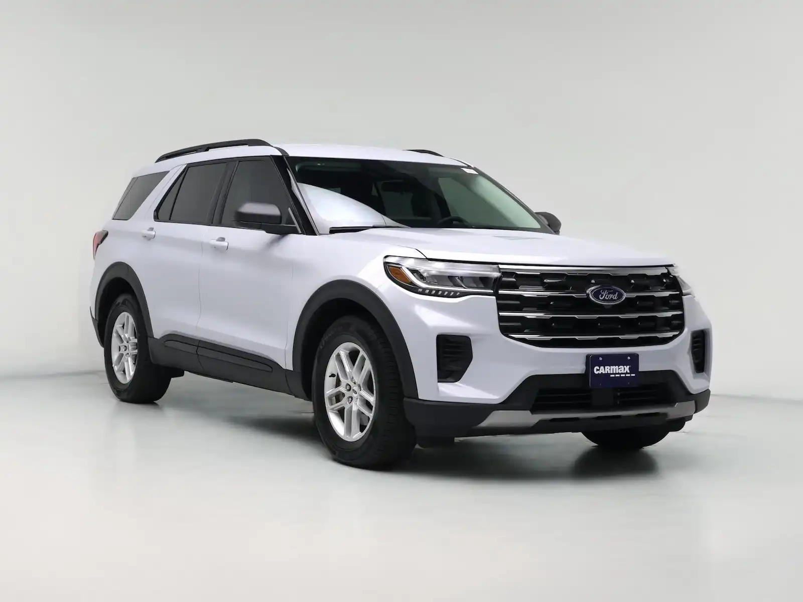 2026 Ford Explorer Active's photo