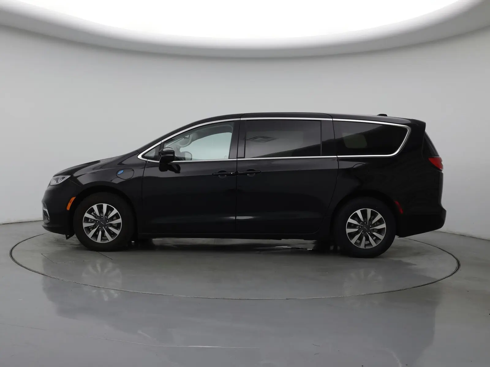 2024 Chrysler Pacifica Hybrid PHEV Select photo 4