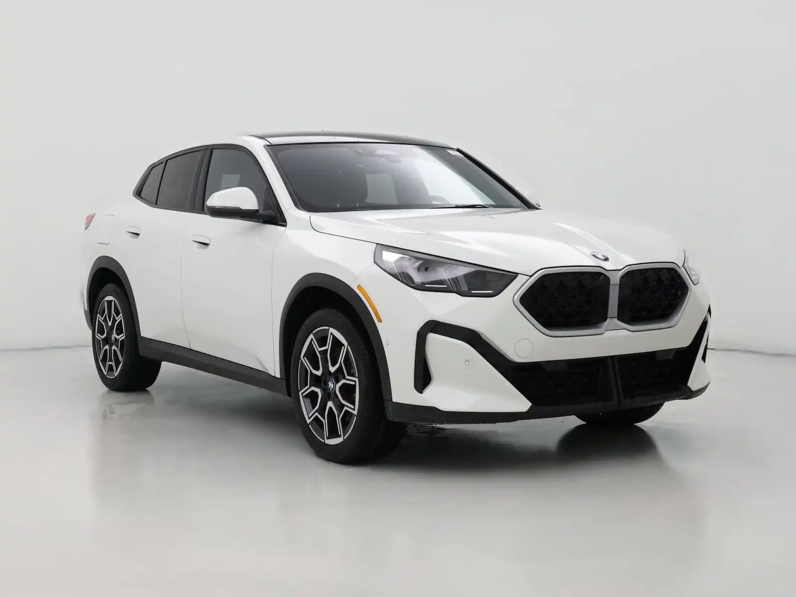 2026 BMW X2 xDrive28i's photo