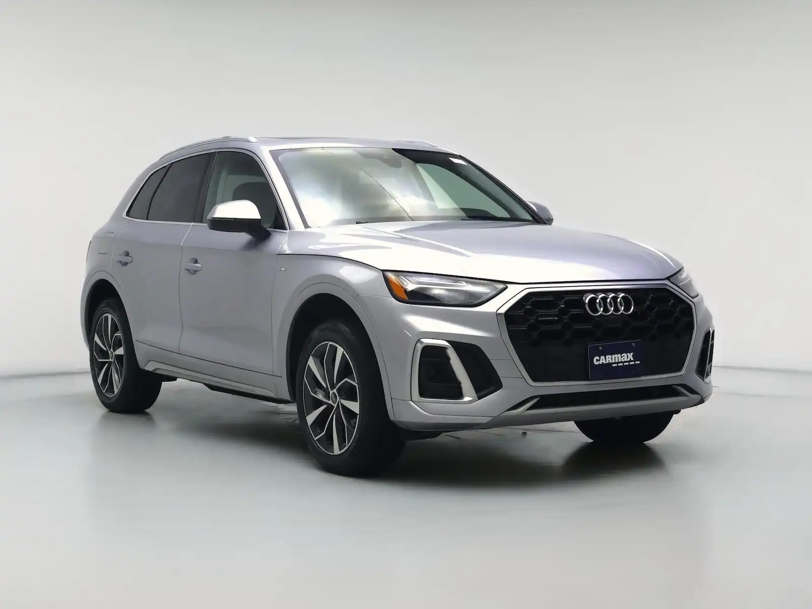 2022 Audi Q5 45 Premium Plus's photo