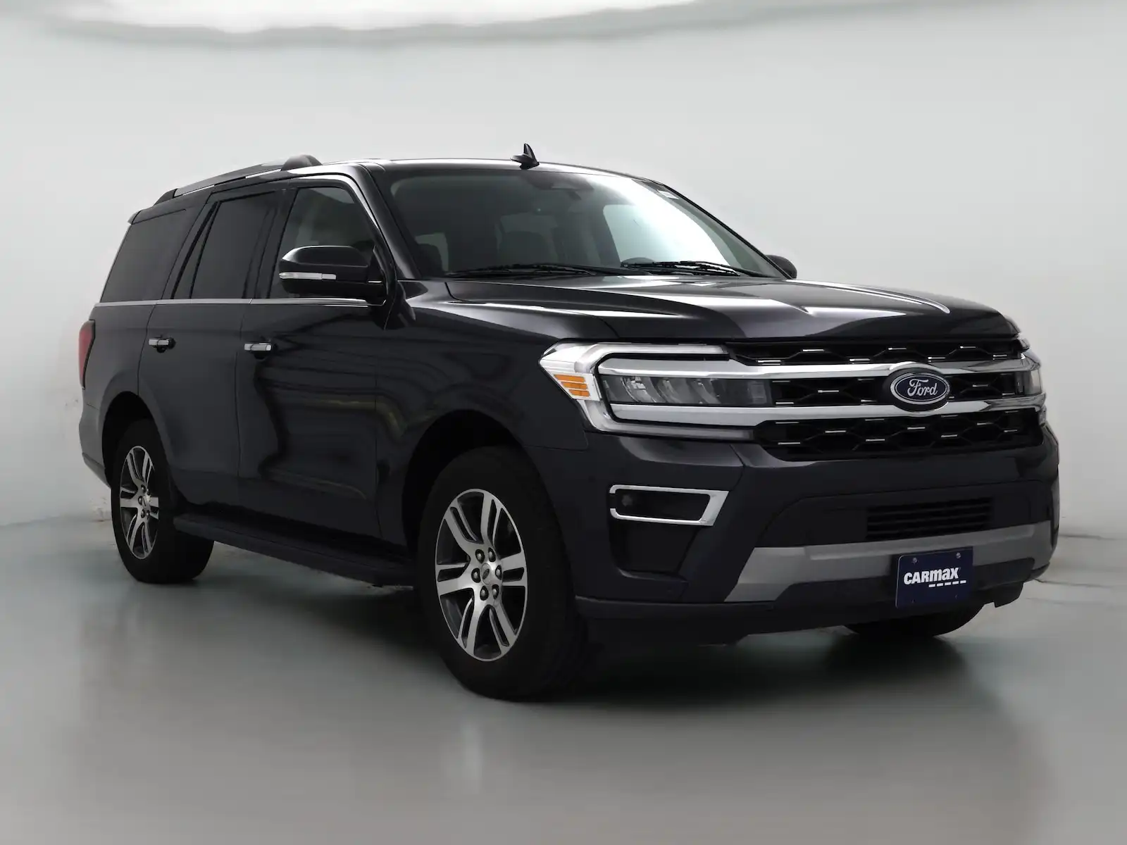 2024 Ford Expedition Limited's photo